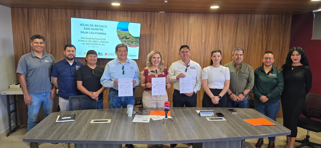 Firma del convenio para la microzonificación sísmica del área urbana de San Quintín entre el Ayuntamiento, COMICE, CICESE, CODEEN y Fidem.